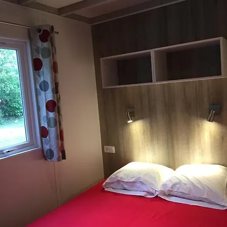 Camping Frédéric Mistral 2*