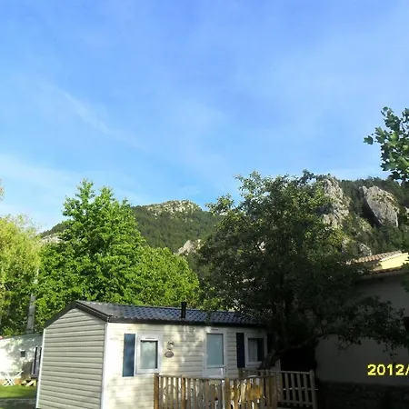 キャンプ場 Frederic Mistral