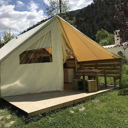 Frederic Mistral Kemping 2*