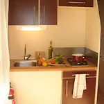 弗雷德里克·密斯特拉营地酒店 2*