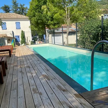 Camping Frederic Mistral