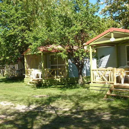 Camping Frédéric Mistral 2*