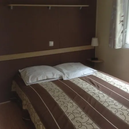 Camping Frederic Mistral 2*