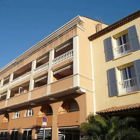 Kamp alanı Frederic Mistral