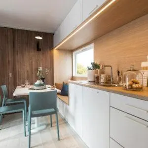 Campingplads Frederic Mistral 2*